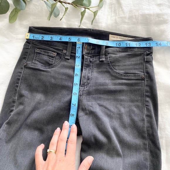 Rag & Bone Skinny Legging Jeans - Picture 8 of 9